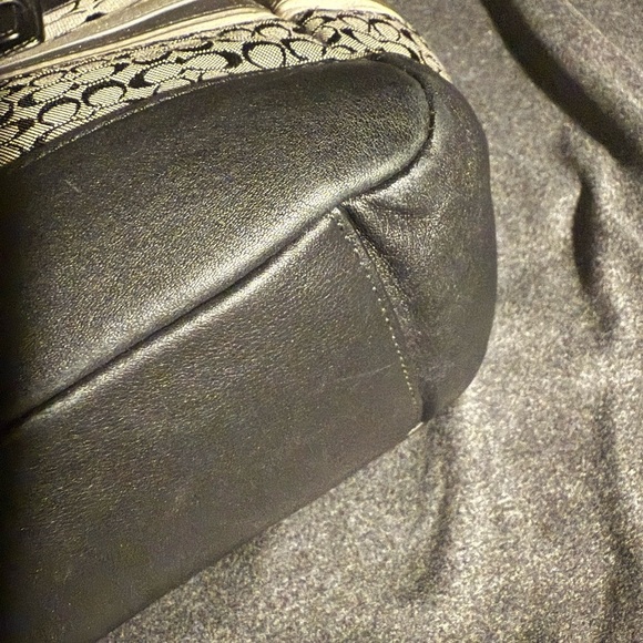 Coach Signature Tote Bag - Picture 5 of 11